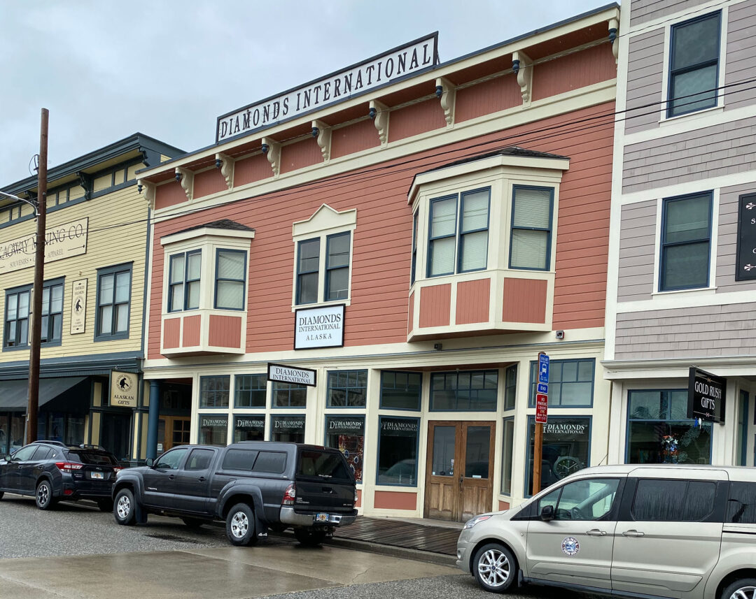 Capt. Moore’s Retail